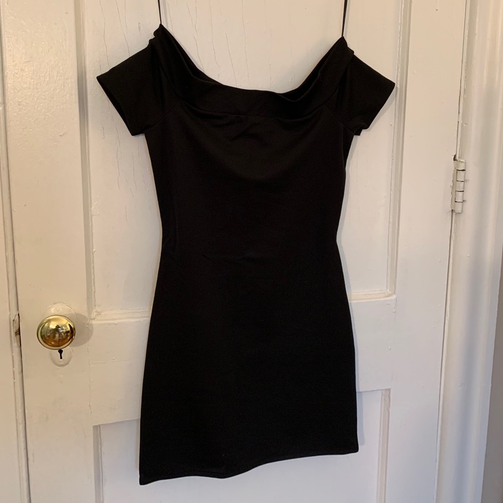 NWT Zara off-shoulder LBD